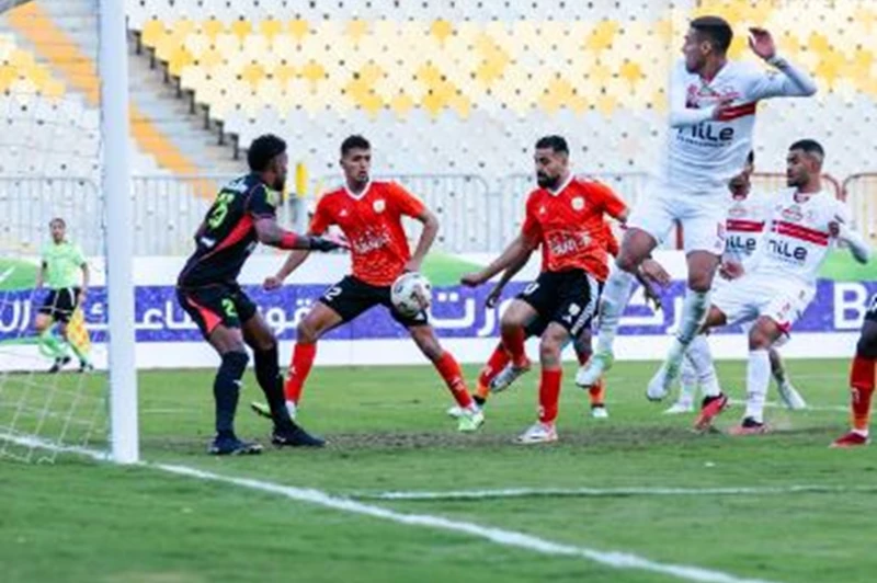الزمالك وفاركو: المحطة الأخيرة في دوري استثنائي