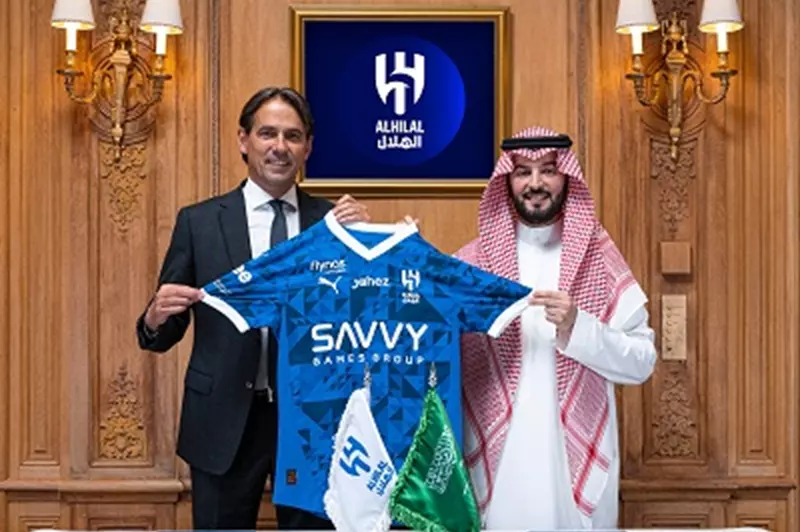 صفقة مدوية: الهلال يتعاقد مع إنزاجي قبل مواجهة ريال مدريد
