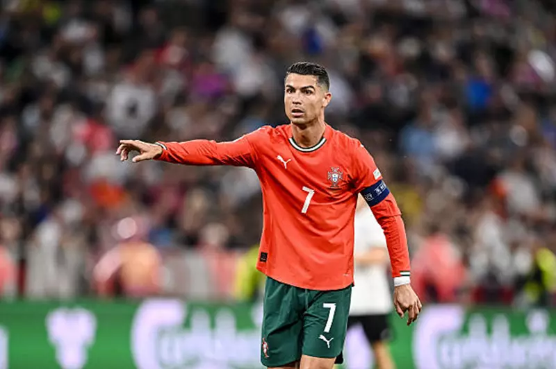 كريستيانو رونالدو: 3 إنجازات تاريخية جديدة مع المنتخب البرتغالي